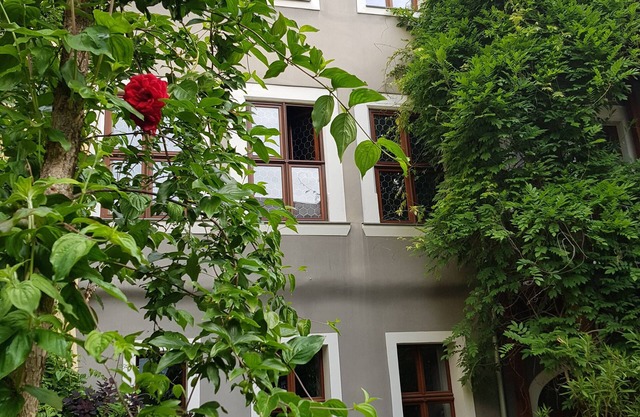 Live like a king in historic walls