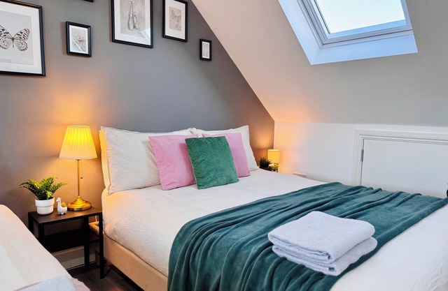 Lively Studio Loft 30min to Central London