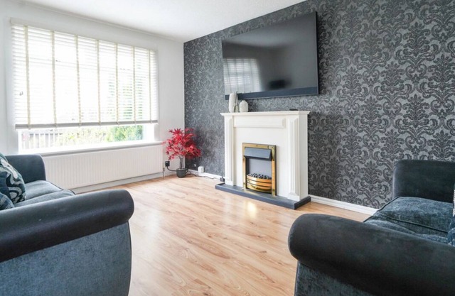 Livingston 4 Bed + Car Space