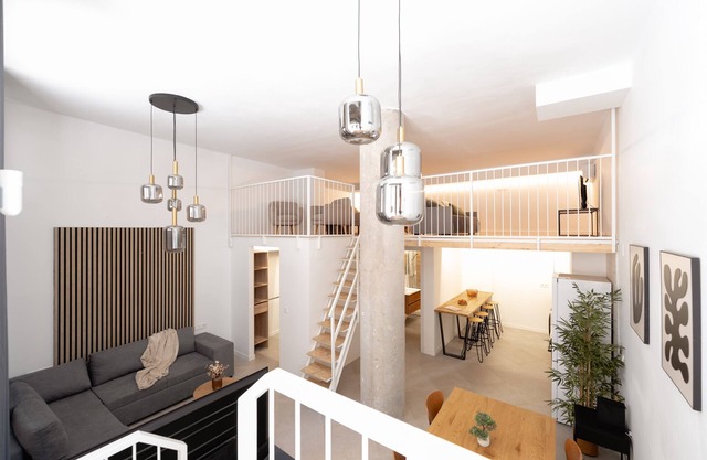 LODGING SANTA ANA 4 - SEASONAL RENTALS