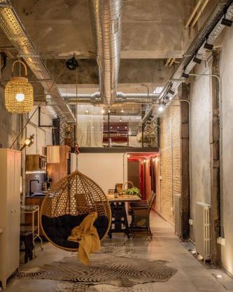 Loft Artístico de diseño en el Centro de Granada, vive una experiencia creativa
