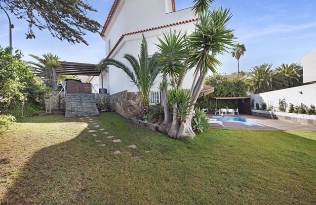 "Loft la Matanza" with Sea View, Mountain View, Pool, Terrace & Garden