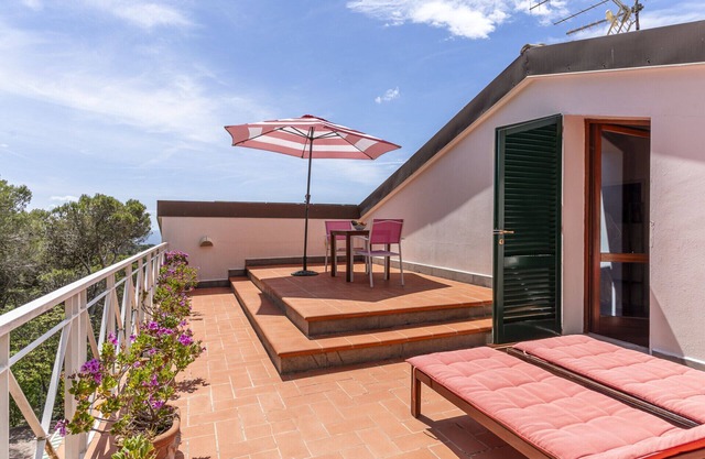 Loft Sea View With Terrace in Quercianella!