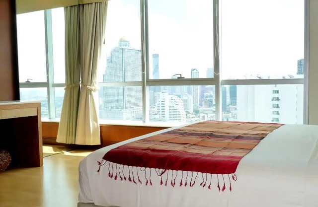 Loft style Studio with River view