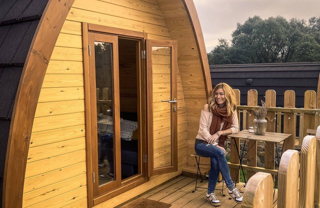 LOG CABINS IN THE MIDDLE OF NATURE