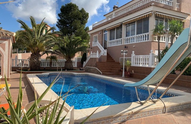 Lomas de la Juliana Algorfa Alicante(South)Luxury 4 bed,3 Bath,Private Pool,BBQ