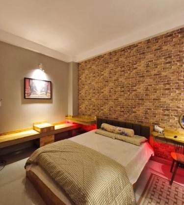 Long Homestay Xuyên Á - Hotels