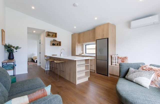 Longview Luxe Retreat