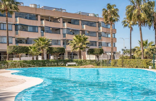 Look forward to an unforgettable time with the family in this beautiful vacation home with pool acce