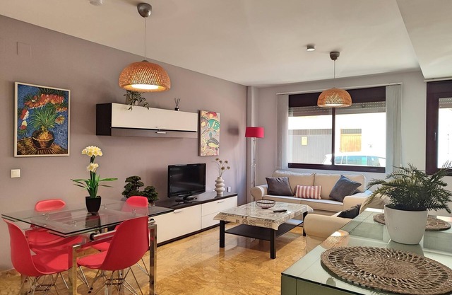 Lorenzo Ferreira. Adapted for Reduced Mobility