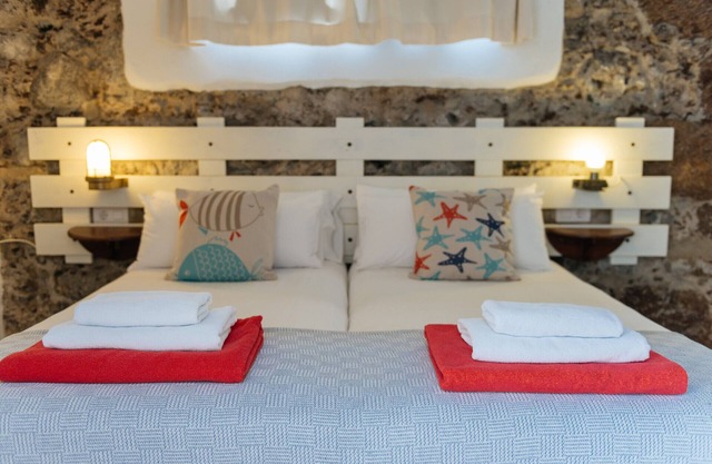 Lorenzo, outstanding sunsets viewed from the Terrace (El Golfo)