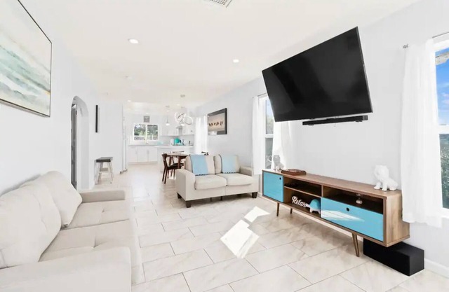 Los Angeles Hills Hideawaynn