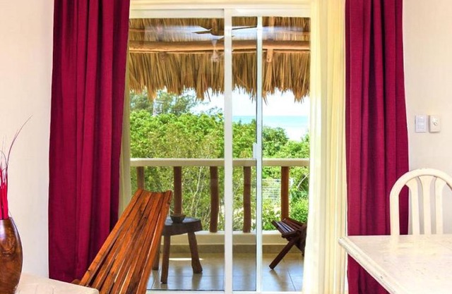 Los Depas del Aeropuerto Holbox