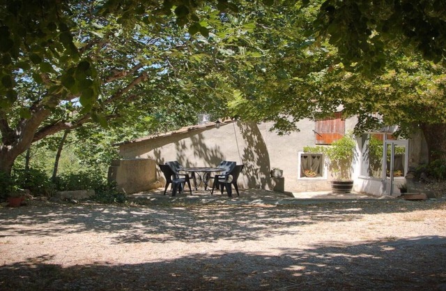 Lou Cabres in old farmhouse, very quiet