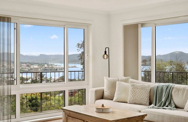 Lovely 2-Bed Home with Great Views, Near Casino