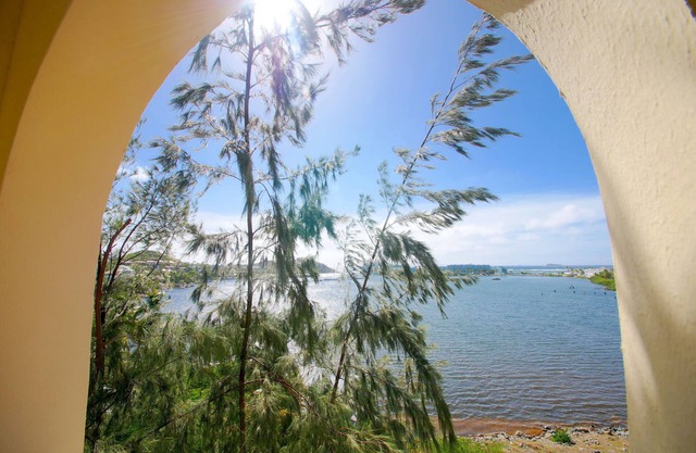 Lovely 2 bedroom Apt with breathtaking view