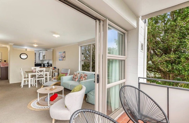 Lovely 2-Bedroom Rental with Parking Zodiak Stays