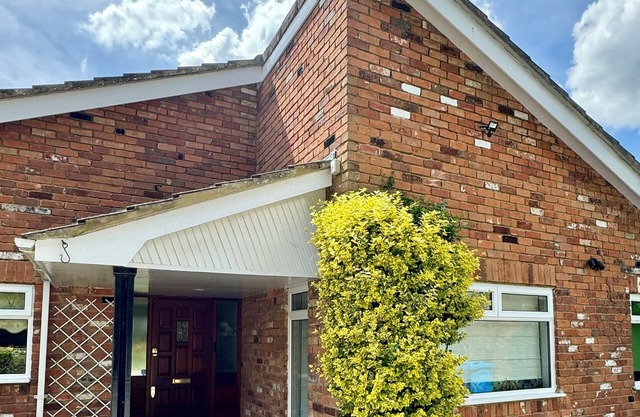 Lovely 3 Bedroom House in Peaceful Village Location