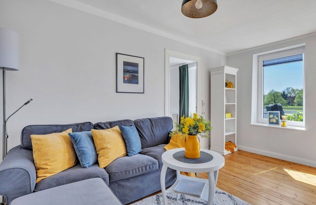 Lovely apartment for 2 guests with WIFI, TV and balcony