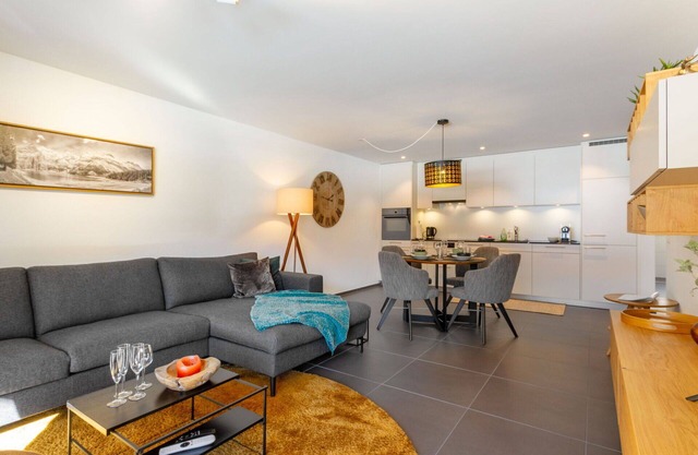 Lovely apartment for 4 guests with WIFI, TV, balcony and panoramic view