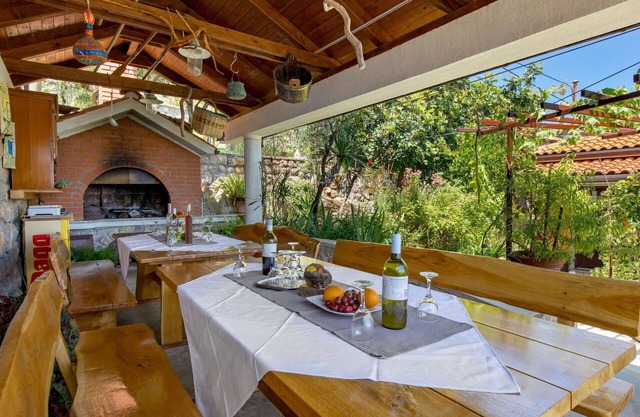 Lovely apartment for 2 guests with WIFI, A/C, TV and terrace