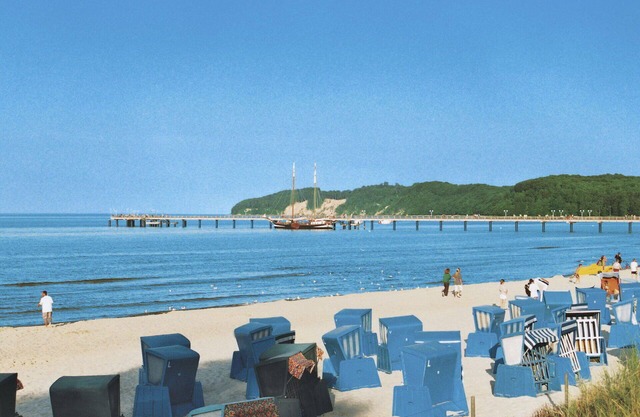 Lovely apartment for 6 guests with pool, WIFI, TV, terrace and pets allowed