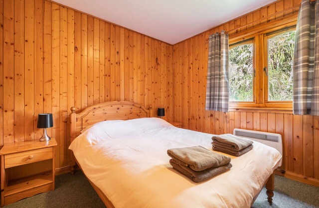 Lovely apartment in villa for 6 guests with WIFI, TV and pets allowed