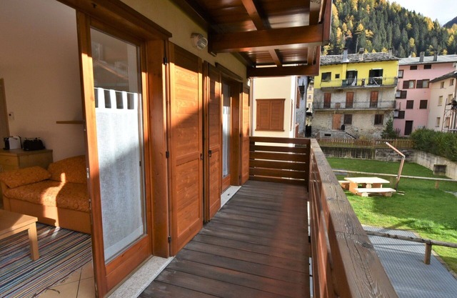 Lovely apartment for 4 guests with WIFI, TV, terrace and pets allowed
