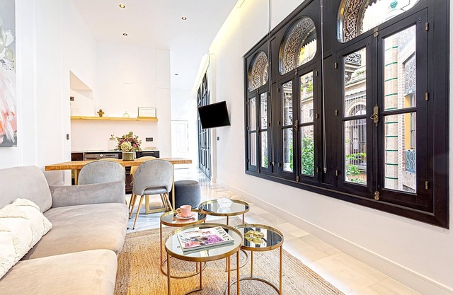 Lovely Apartment next to Giralda tower. Placentines II