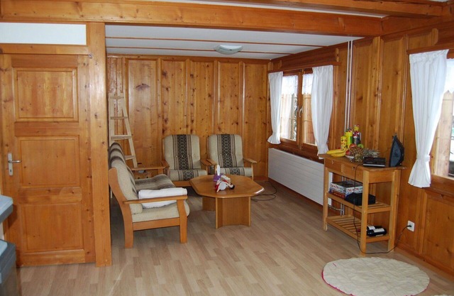 Lovely apartment for 7 guests with WIFI, TV, balcony and pets allowed