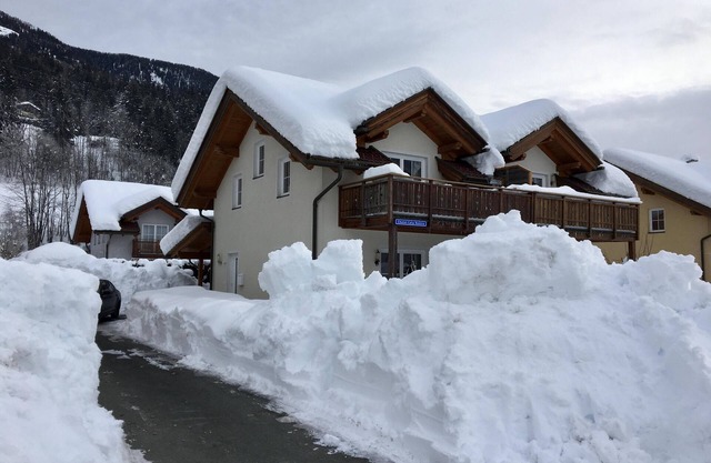 Lovely chalet with a garden near the ski slope