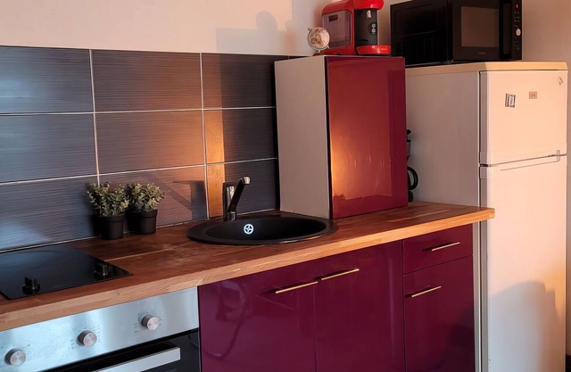 Lovely, fully-equipped studio in Saint-Lô town center