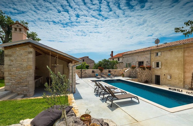 Lovely home in Kanfanar