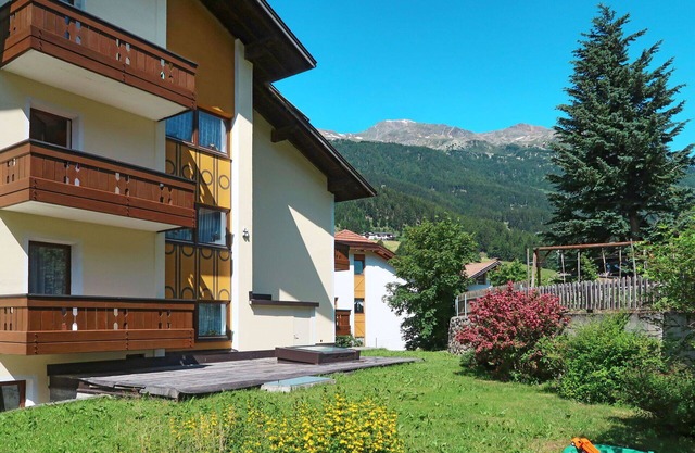 Lovely apartment for 4 guests with WIFI, TV and pets allowed