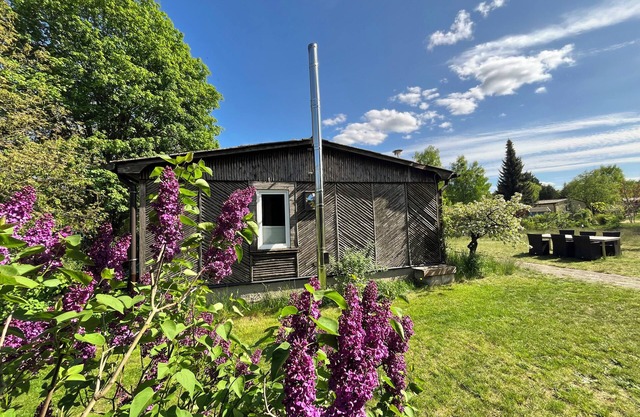 Lovingly renovated vacation bungalow on Grimnitzsee with sauna