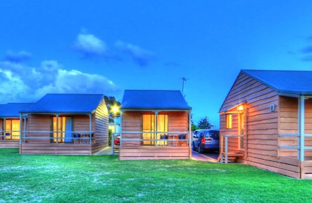 Low Head Tourist Park - Caravan Park