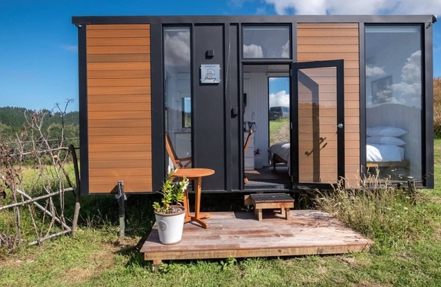 Lower Saddle Views by Tiny Away