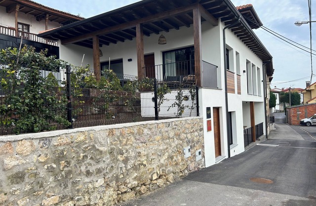 Loylla en Niembro a 500 m de la Playa Planta Baja con Porche A Estrenar