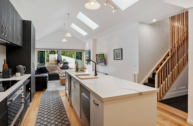 Lucas Street - a timeless, contemporary, Georgian home.