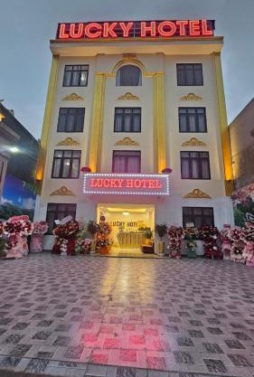 Lucky Hotel Uông Bí