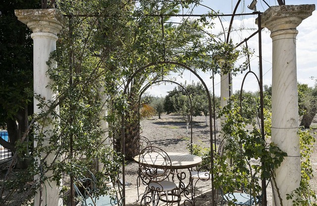 Luderna - La Casa de la Encina Velez