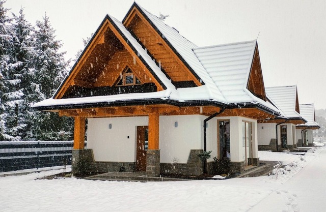 Luksusowe domki w górach obok Zakopanego