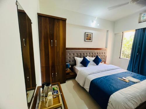 Luna Spaces- BLUES Nr Mumbai International Airport