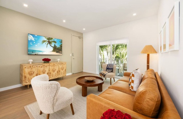 Lux Designer Apt | 2BR/2BA in Heart of Miami Beach