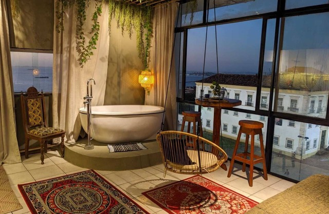 Lux Loft Historic Center