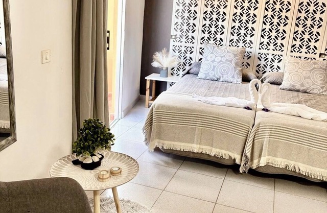 Luxe Island Escape w/Ocean Views