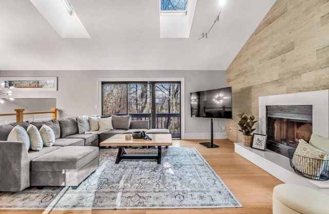 Luxe New England Retreat