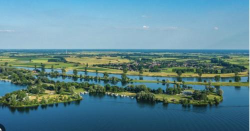 Luxe Suite, Near Station & Free Wifi