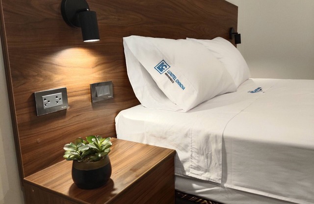 Luxotel Business Chincha