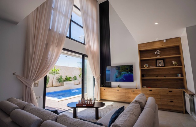 Luxurious 4-Bedroom Villa with Pool in Prime Location in hammamet